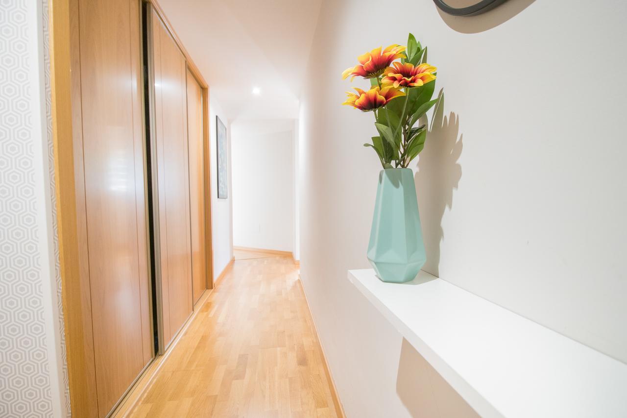The Perfect Family Apartment Малага Екстериор снимка