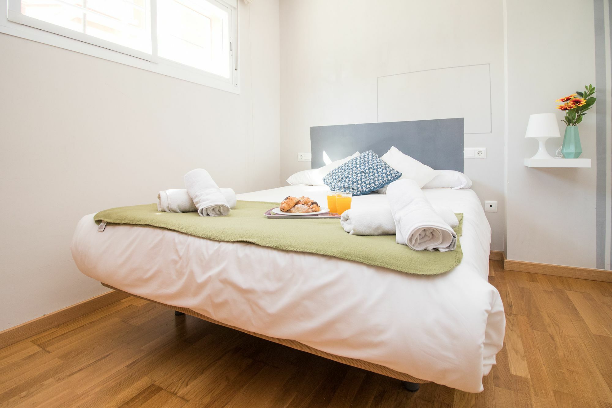 The Perfect Family Apartment Малага Екстериор снимка