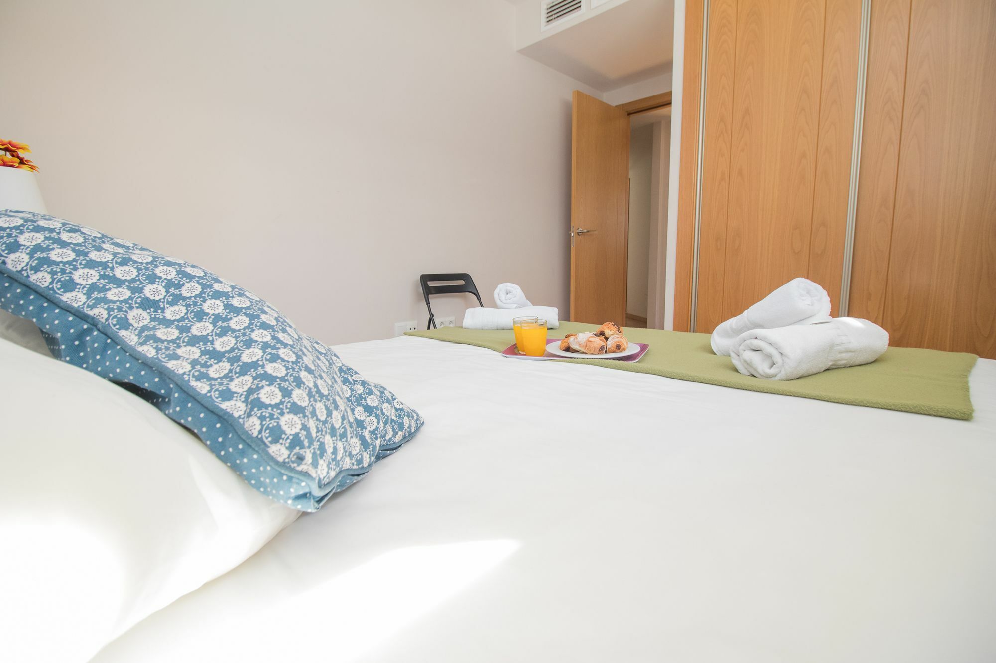 The Perfect Family Apartment Малага Екстериор снимка